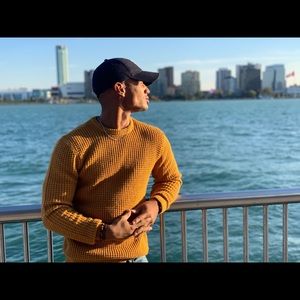 Meet your Posher, Alan